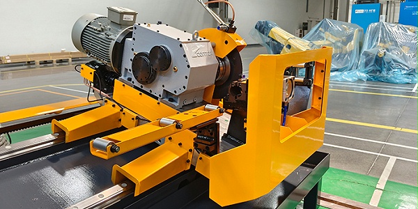 线上切短管冷切锯