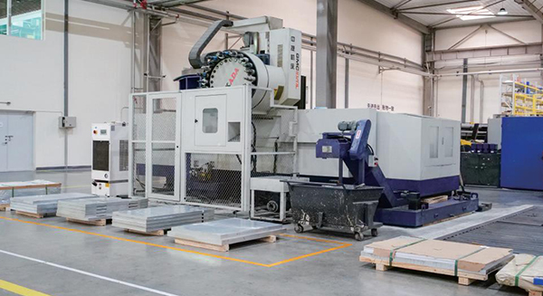 GMC1020L·龙门式数控镗铣床