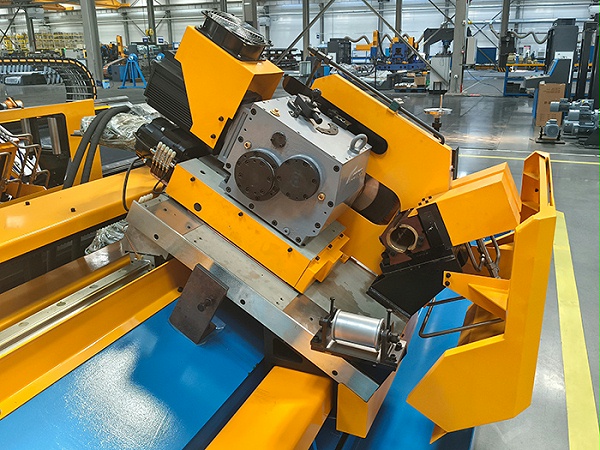 如何选购冷切飞锯机？